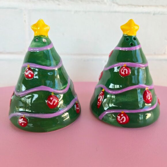 Pfaltzgraff Christmas Tree Salt & Pepper Set - Hand Painted Set Vintage 2013 - Picture 2 of 8